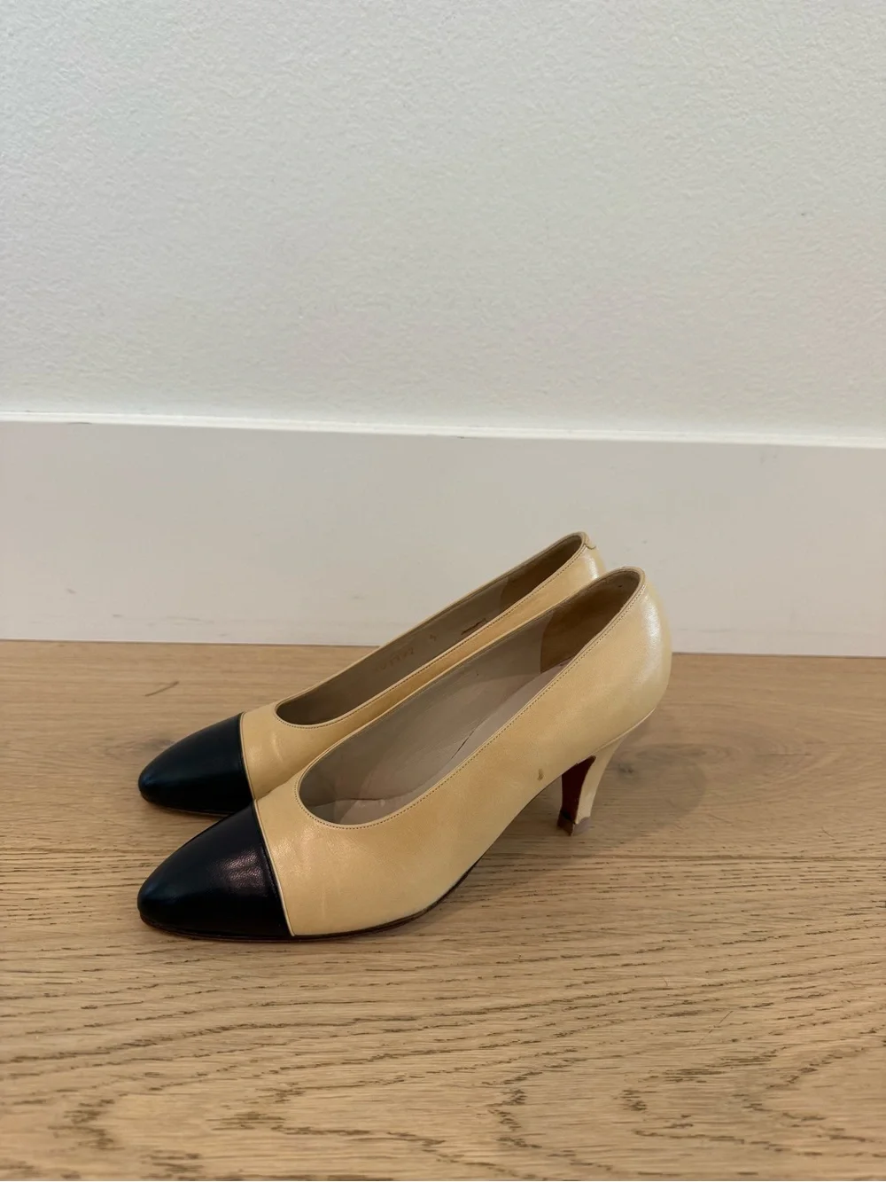Vintage CHANEL Two-Tone Beige and Black Leather Pumps